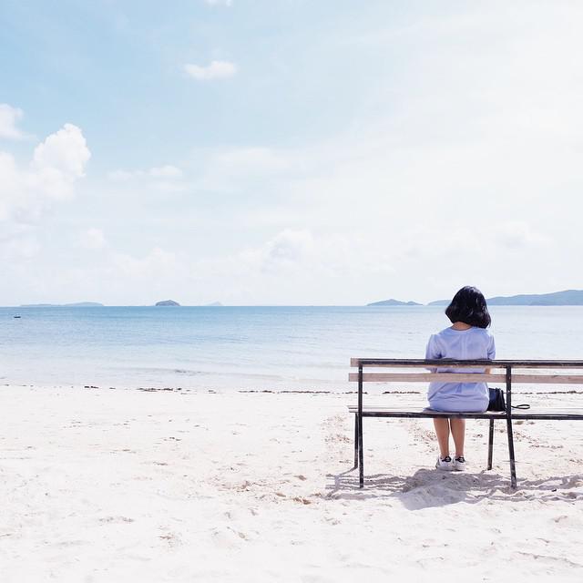 Đảo Cô Tô (Quảng Ninh): Để tham quan và khám phá đảo Cô Tô ở Quảng Ninh, bạn có thể dành ra 1 đến 2 ngày ở đây. Khác với những đảo khác tham quan bằng xe máy hoặc tàu thuyền, đến với Cô Tô, bạn chỉ cần đi xe đạp. Những nơi nên đến trên đảo là hải đăng Cô Tô, thăm các bến Vàn Chải, Hồng Vàn, cảng Bắc Vàn, bãi đá Cầu Mỵ và đừng bỏ qua Cô Tô Con, một hòn đảo nhỏ không có người dân sinh sống gần Cô Tô. vanv/instagram.