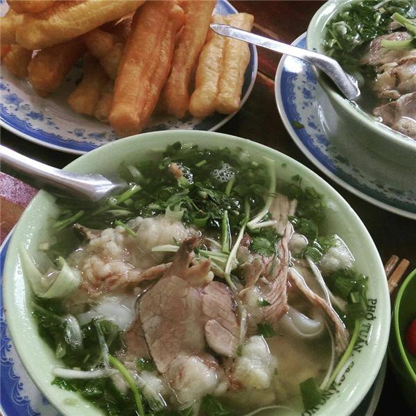 Một bát phở mang mùi vị “gây thương nhớ” này có giá 40.000 đồng. (Ảnh: Internet)