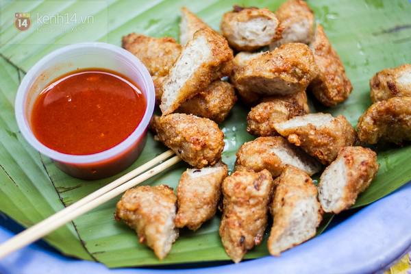 Nem chua rán ở ngõ Tạm Thương
