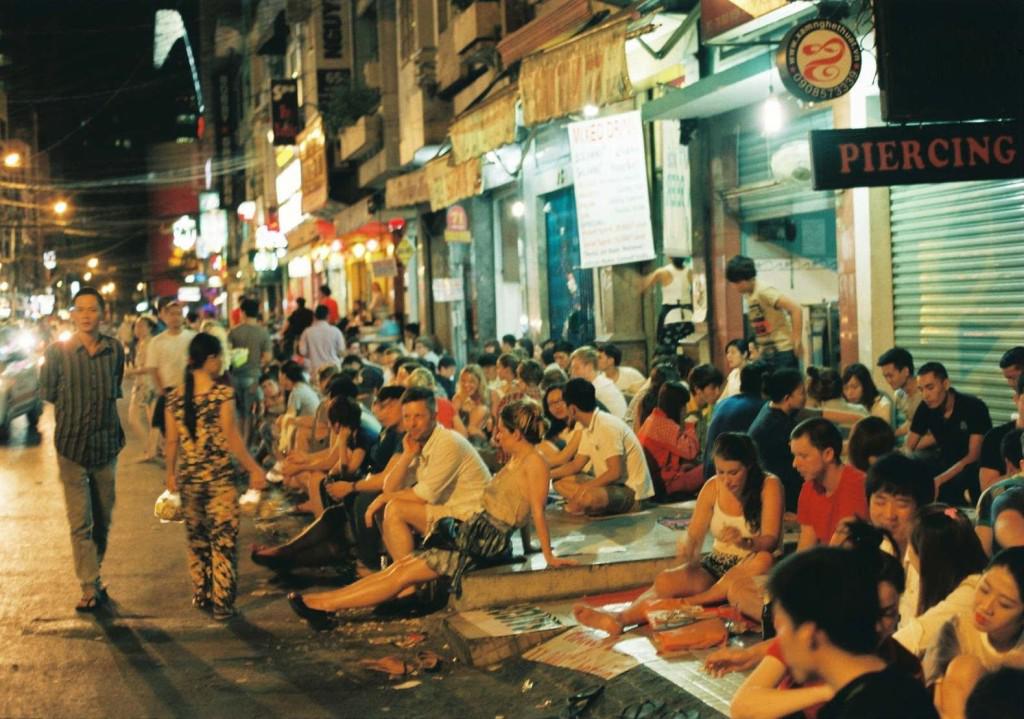 Ảnh: Mắt Nâu