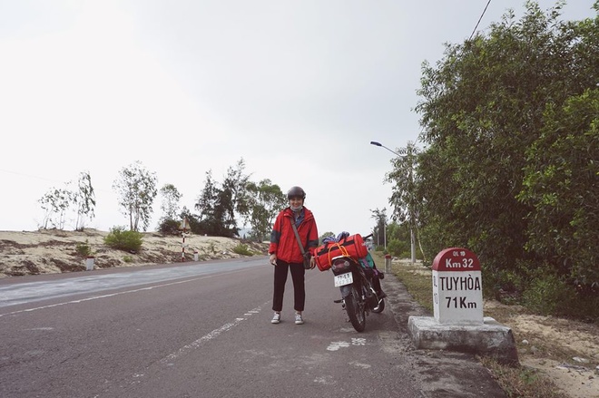 Chu Hải Yến (Hà Nội) được biết đến là một phượt thủ có sở thích "độc hành", từ đi Tà Xùa săn mây cho đến trải nghiệm đảo Lý Sơn. Mỗi chuyến đi Yến đều luôn chiêm nghiệm: “Tôi thích tự thực hiện những điều mình ao ước, không dựa dẫm, phụ thuộc. Tôi thích đưa mình đến nơi xa và tự chụp cho mình những bức hình đẹp. Tôi thích cảm giác chạy xe trên những con đường dọc miền đất nước và trò chuyện với những người xa lạ. Tôi thích ngồi thật lâu với thiên nhiên ở một nơi không người và như thế, tôi đi thôi”.