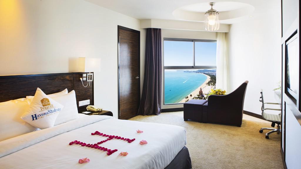 Executive suite. Ảnh: DiLaDen.com