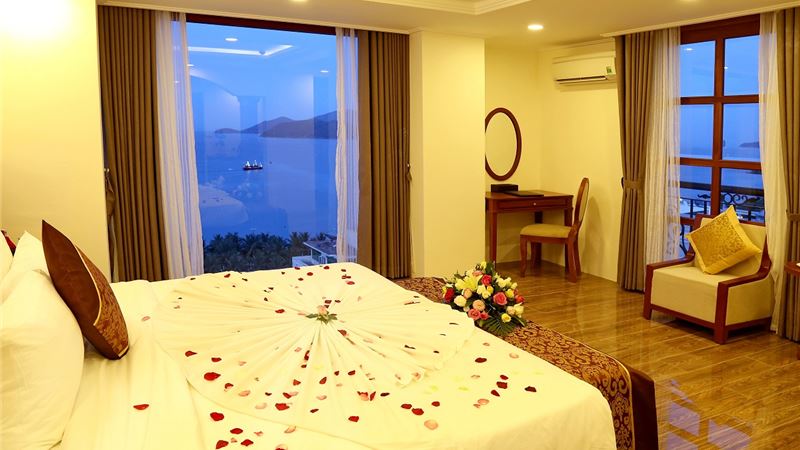 Phòng nghỉ lãng mạn. Ảnh: DiLaDen.com