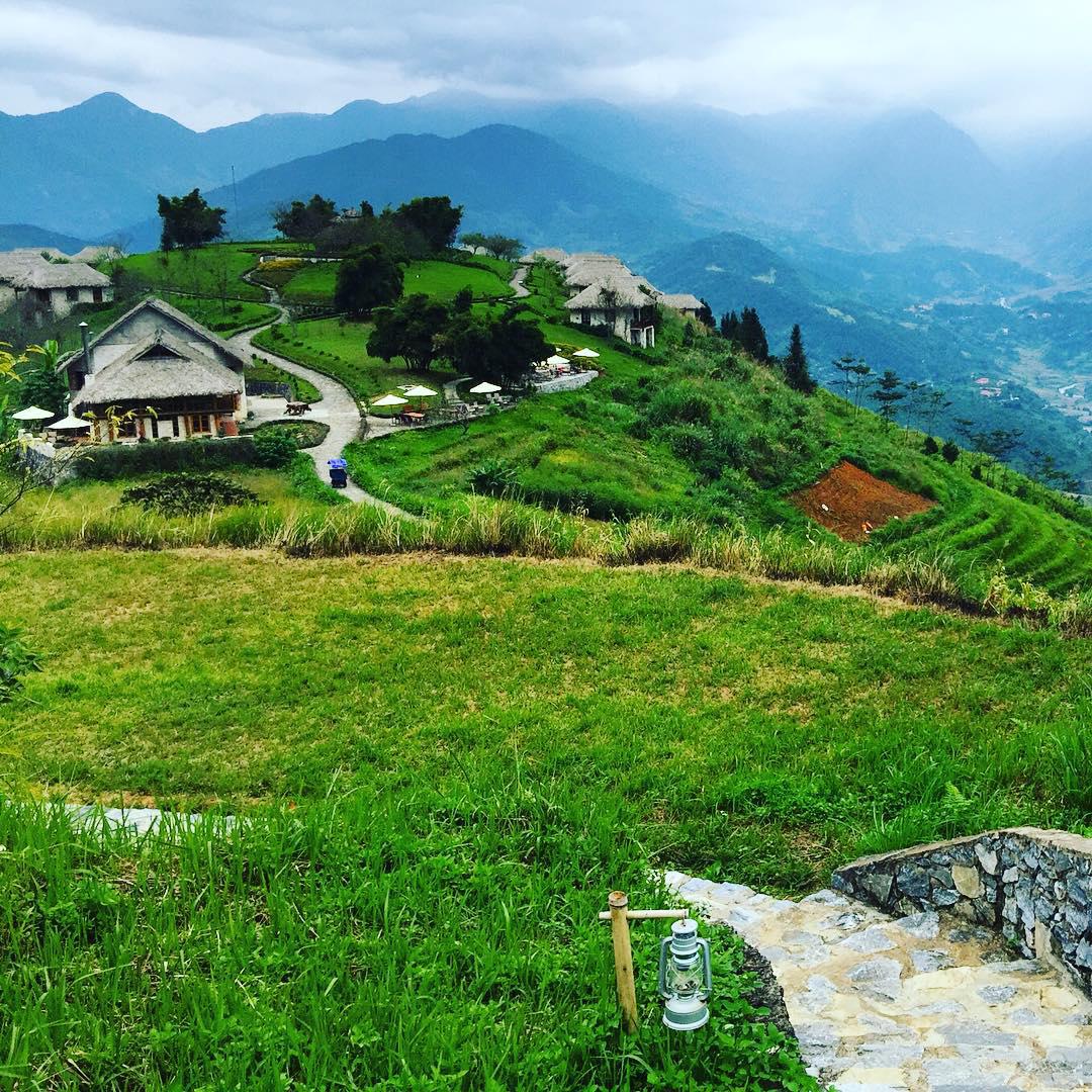 Khung cảnh thiên nhiên hùng vĩ của núi rừng Tây Bắc. Ảnh: ST
