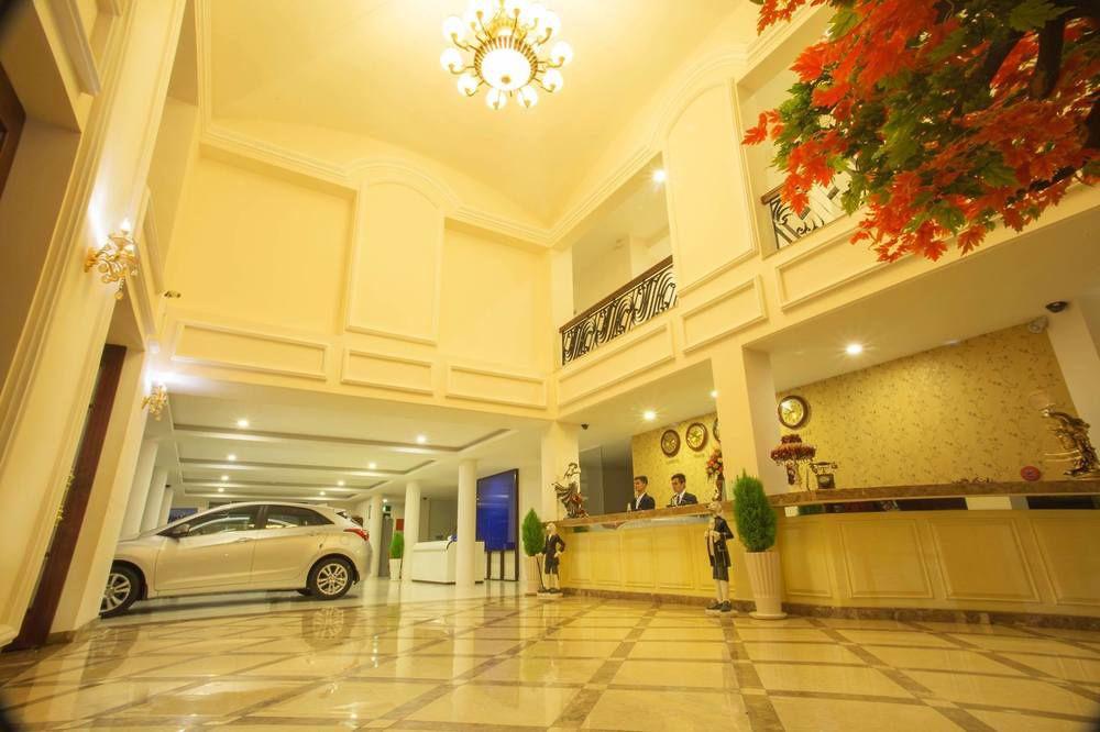 Sảnh khách sạn sang trọng. Ảnh: DiLaDen.com
