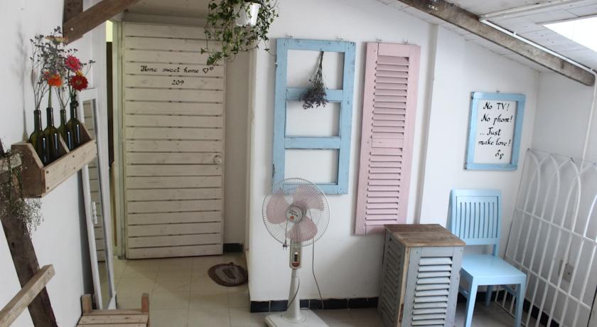 Ảnh: DiLaDen.com