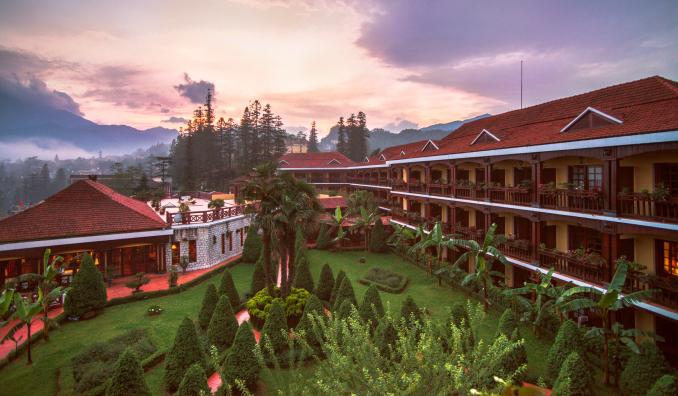 Victoria Sapa Resort & Spa nhìn từ bên ngoài. Ảnh: victoriahotels.asia