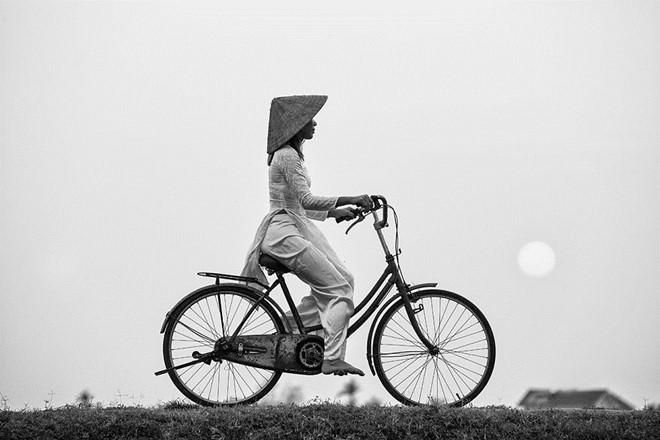 Trên đường về nhà…