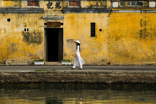 Buổi sáng sớm ở Hội An.