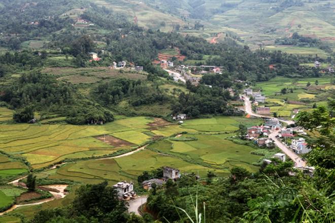 Phố xá miền biên. Ảnh: Đức Hùng.