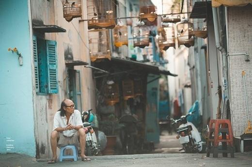 Cuộc sống cứ thế lặng lẽ trôi qua nhưng không hề thiếu đi những màu sắc tươi tắn. (Ảnh: Võ Hà Thảo)