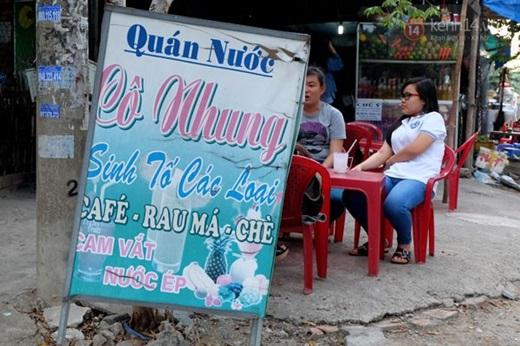 Quán "sinh tố chửi" chỉ là một quán nhỏ, đơn giản ở gần cổng sau kí túc xá khu A - Đại học Quốc gia TP.HCM. (Nguồn: Internet)