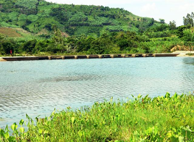 Bờ tràn Nước Gộp