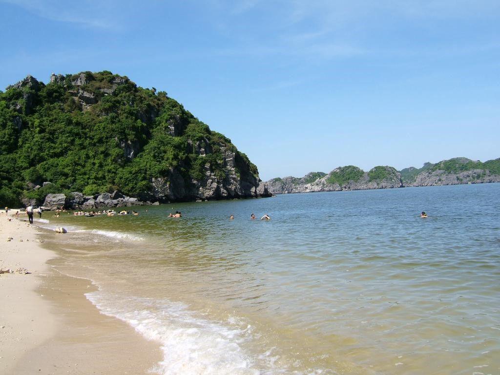 Đảo Ngọc Vừng sẽ là điểm đến lý tưởng cho những ngày hè oi bức của miền Bắc. Ảnh: ST