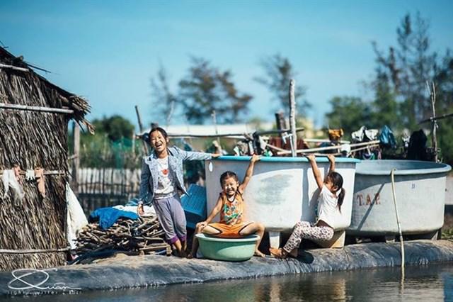 Đảo nhỏ Thạnh An không có nhiều cảnh đẹp lung linh, mà chủ yếu là cuộc sống dân chài chất phác, thanh bình. Ảnh: Quanlightwriter.photography