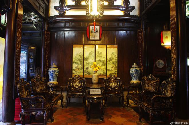 Nội thất bên trong của nhà cổ Tấn Ký. Ảnh: Trần Việt Anh