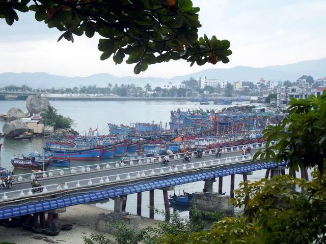 Bất cứ ai một lần đến Nha Trang đều ghé thăm Tháp Bà.