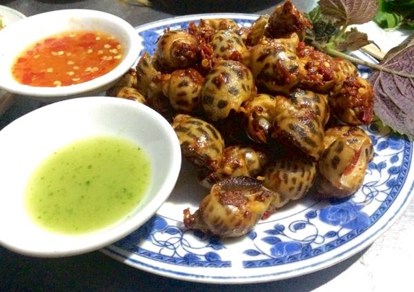 Đủ các loại ốc ở Phú Yên.