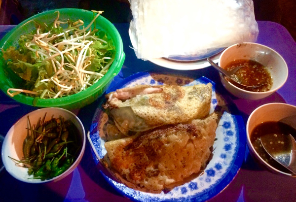 Bánh xèo kiểu miền Trung.