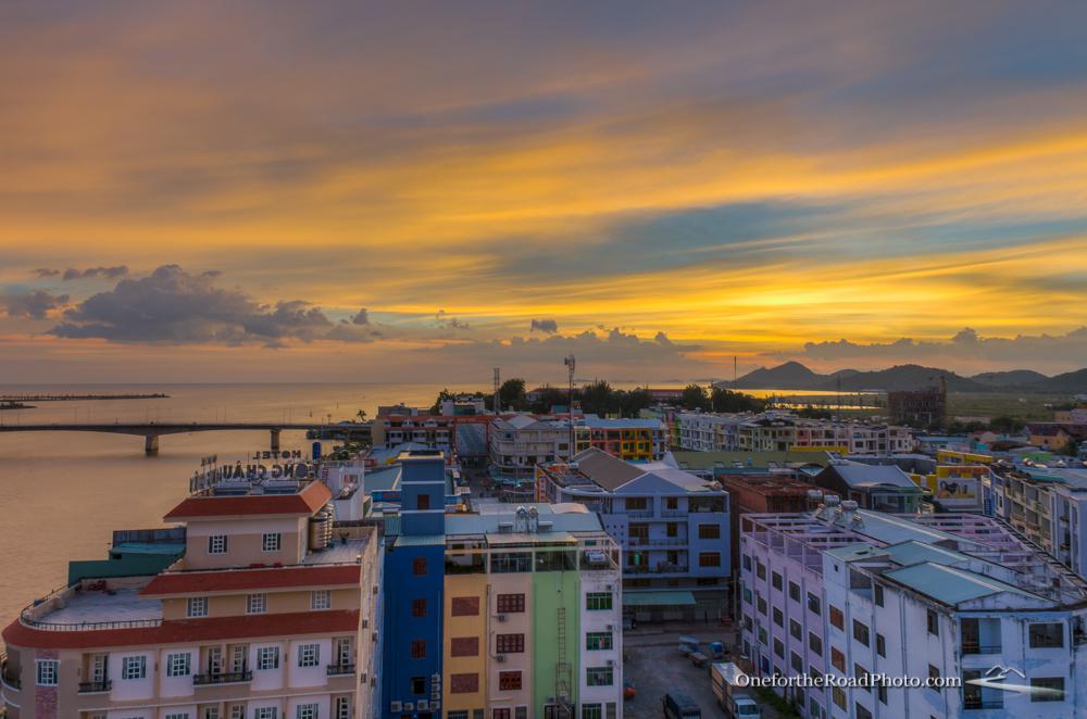 Hoàng hôn tuyệt đẹp ở Hà Tiên. Ảnh: Onefortheroadphoto