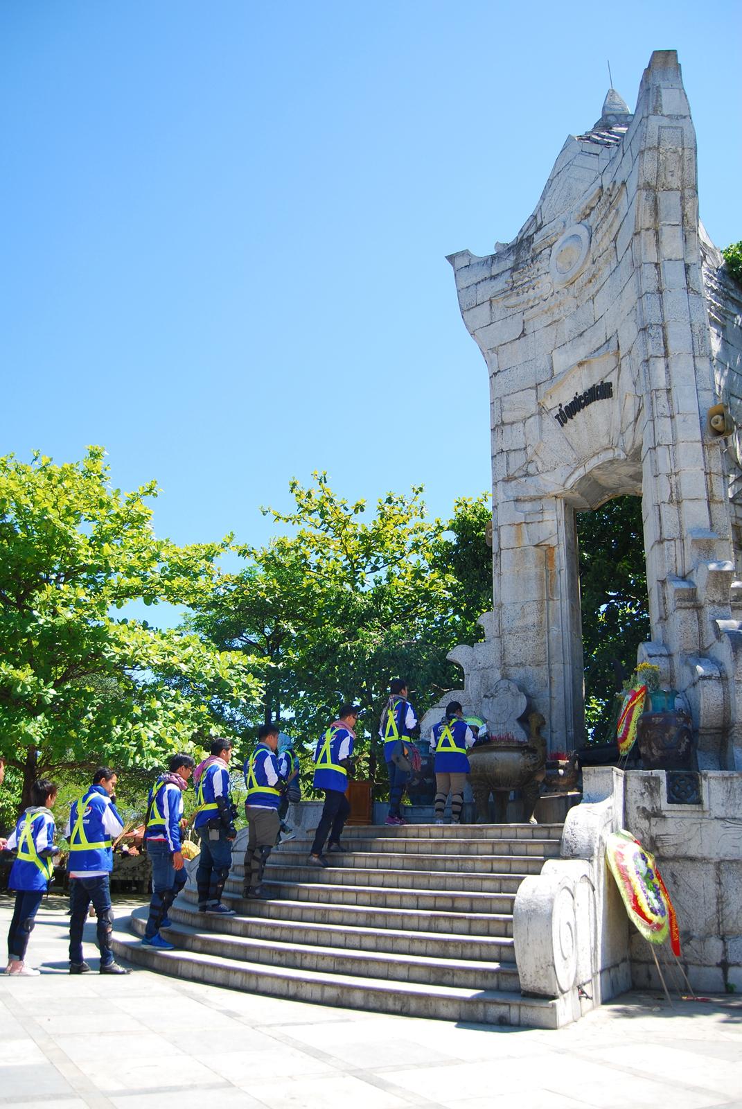 Trung tâm nghĩa trang. Ảnh: Lâm Minh Hiệp