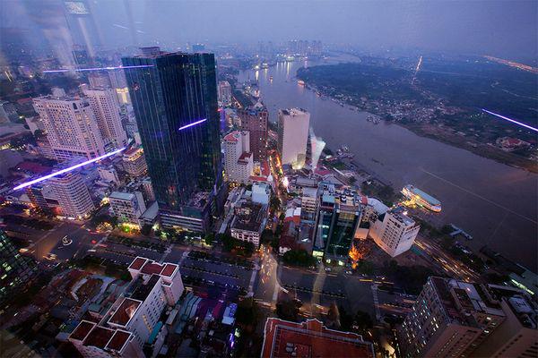 Bức ảnh được chụp từ tầng 68 tòa nhà Bitexco – TP. Hồ Chí Minh.