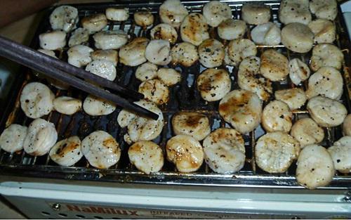 Còi biên mai nướng, một món đặc sản độc đáo của Phú Quốc.