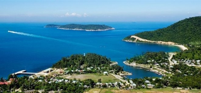 Cù lao Chàm cách biển Cửa Đại 15 km. Ảnh: Alalani.