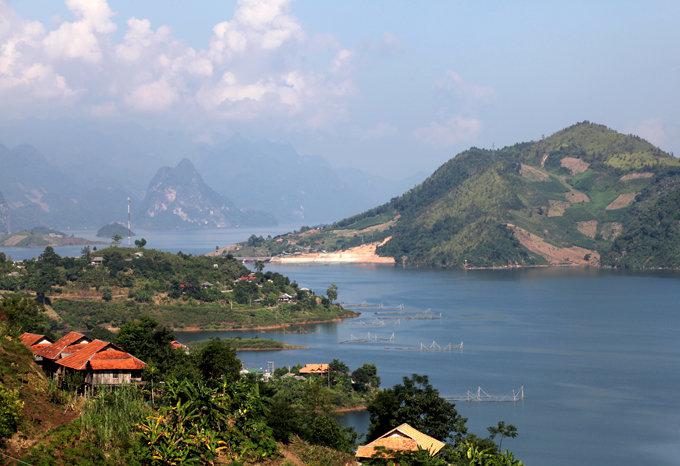 Dòng sông Mẹ của đồng bào Tây Bắc - Ảnh: Thủy Trần