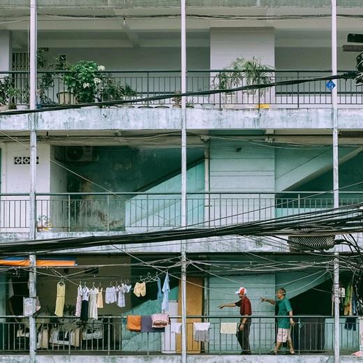 Có những giá trị tinh thần mà những khu chung cư cao cấp đầy tiện nghi không thể nào sánh được với chung cư cũ. (Nguồn IG @thanhad)