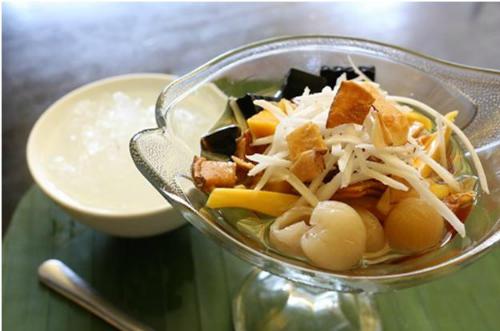 Chè có thể được thưởng thức bất kể thời tiết đang hanh nóng hay mát mẻ.