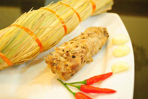 Một cây tré có giá khoảng 35.000 đồng. Ảnh: Duyên Mới.