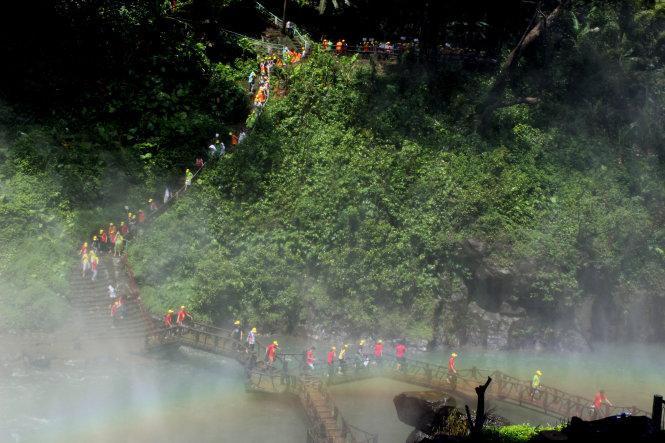 Vẻ đẹp huyền ảo, lung linh nơi đây phải lòng biết bao du khách - Ảnh: Phương Nam