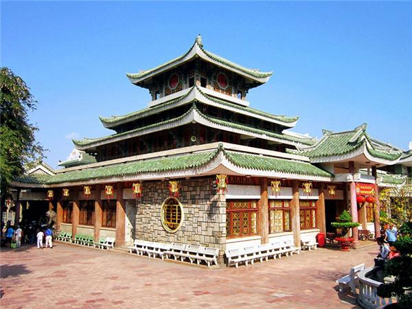 Bên trong Miếu Bà. (Ảnh: Internet)