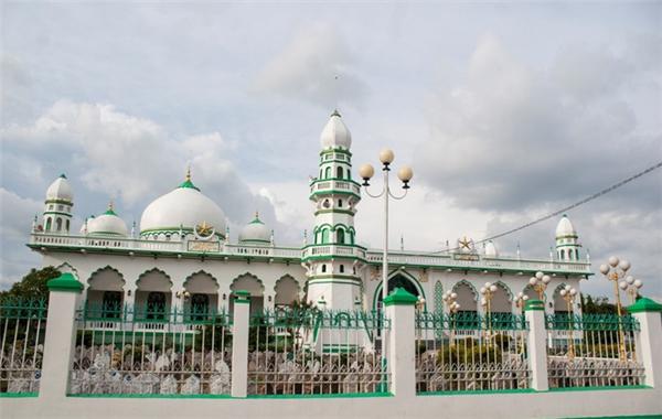 Thánh đường Masjid Jamiul Azhar. (Ảnh: Internet)