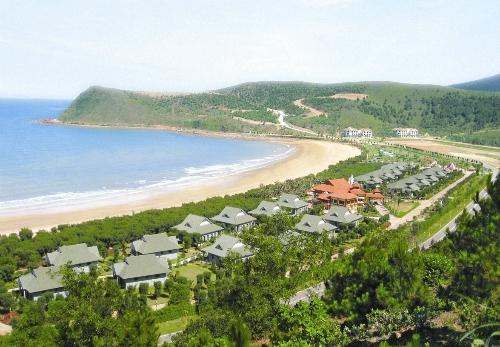 Bãi Lữ là lựa chọn thay thế thú vị cho điểm du lịch Cửa Lò quá quen thuộc. Ảnh: bailuresort