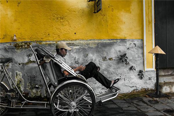Sau Sapa Jerzy Safijański đã đến tham quan phố cổ Hội An.