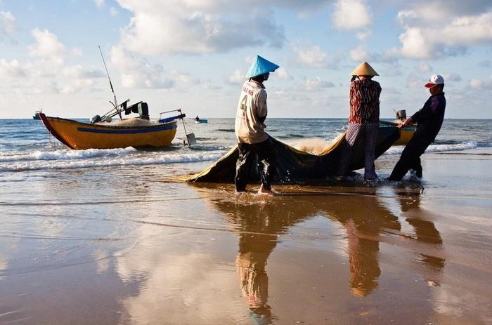 Buổi sáng trên biển. Ảnh: Peter Phạm