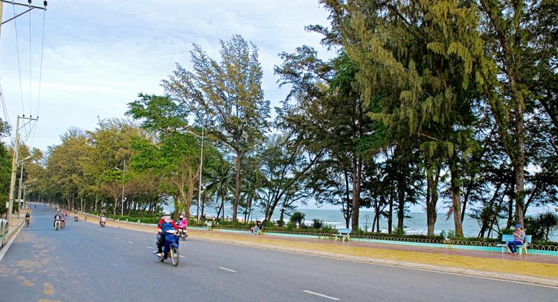 Du khách sẽ được tự do dạo biển.