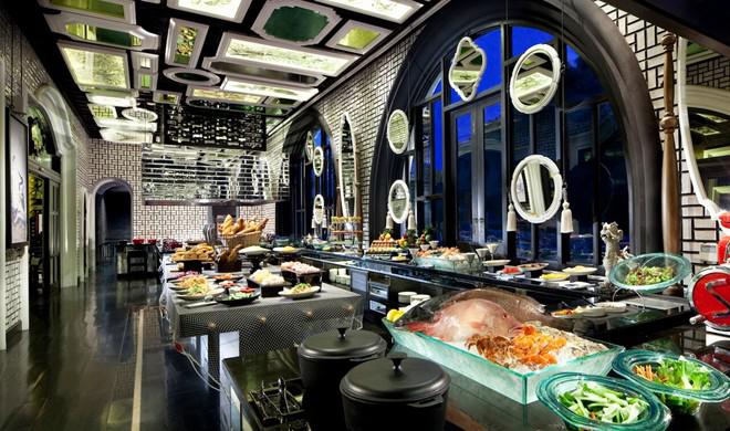 Ẩm thực hấp dẫn: Việt Nam được đánh giá là một trong những quốc gia có nền ẩm thực độc đáo và tuyệt vời nhất thế giới. Ảnh: InterContinental Danang Sun Peninsula Resort.