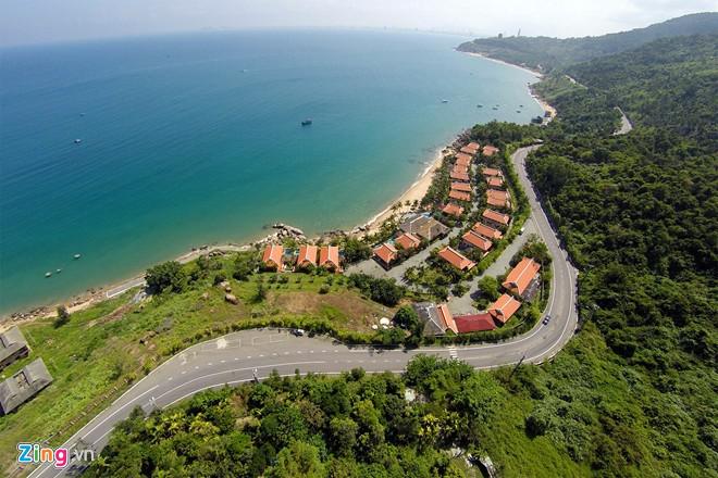 Resort đẳng cấp thế giới: Với hơn 3.200 km bờ biển, gồm nhiều vịnh, đảo đẹp, Việt Nam có những khu vực lý tưởng để xây dựng các khu nghỉ dưỡng hạng sang. Ảnh: Lê Hiếu - Mạnh Thắng.
