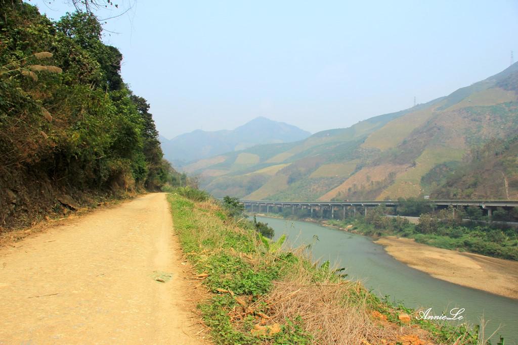 Ghé qua Lũng Pô, nơi biên thùy của Tổ quốc.